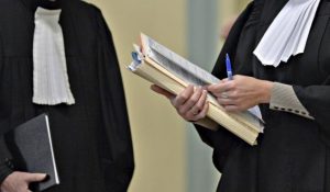 Représenter ses intérêts au mieux face à son époux avec un avocat.