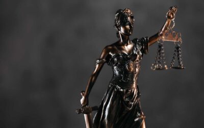 Pourquoi est-il important de consulter un avocat avant de signer un contrat?